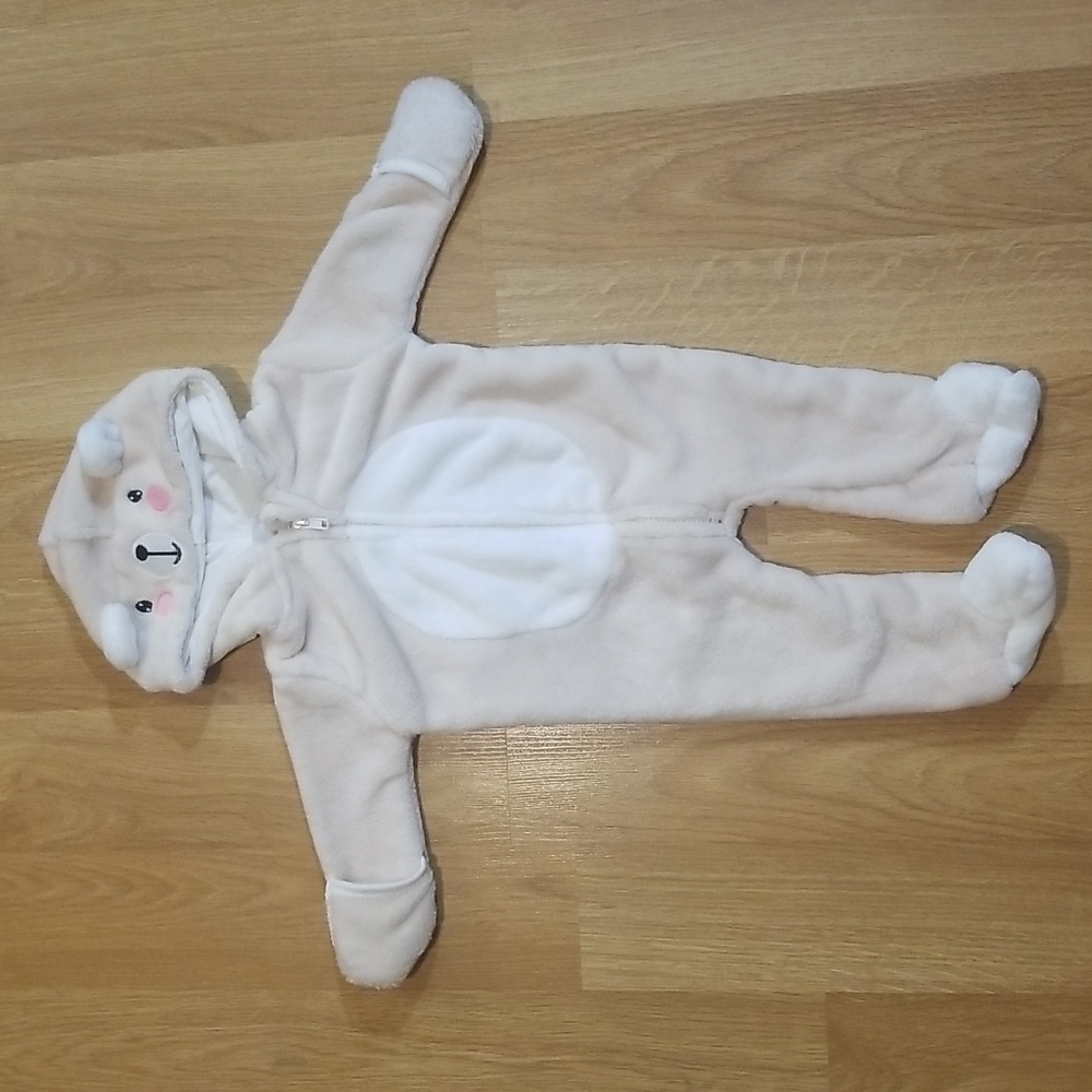 Baby Mack bear bunting suit 3-6 months EUC